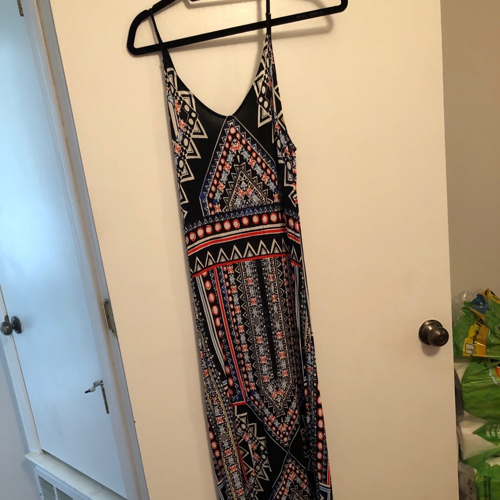 Form fitting maxi dress